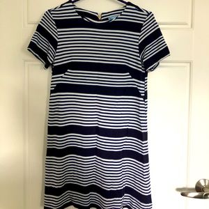 Draper James Navy + White Striped XS T-shirt Dress!